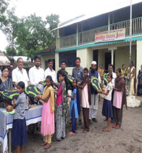 school-bags-distribution